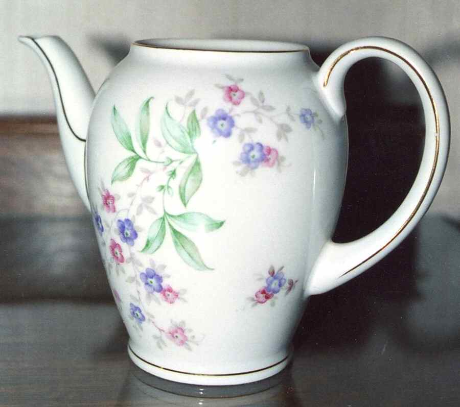 P527 Coffee Pot No Lid by Eschenbach-1