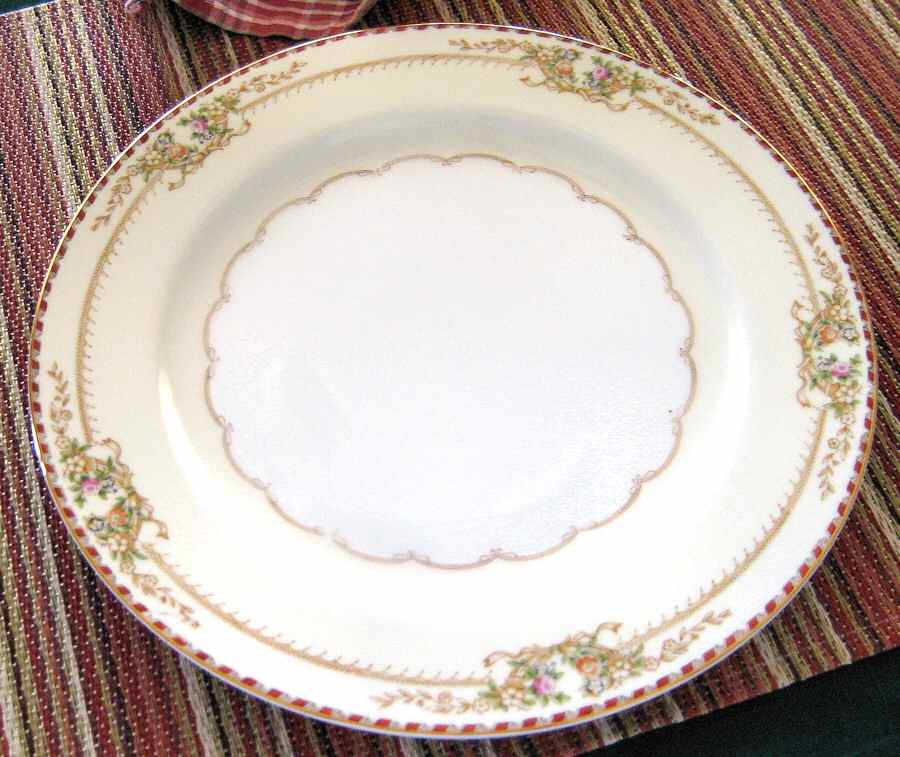 F513 Dinner Plate by Eschenbach-1
