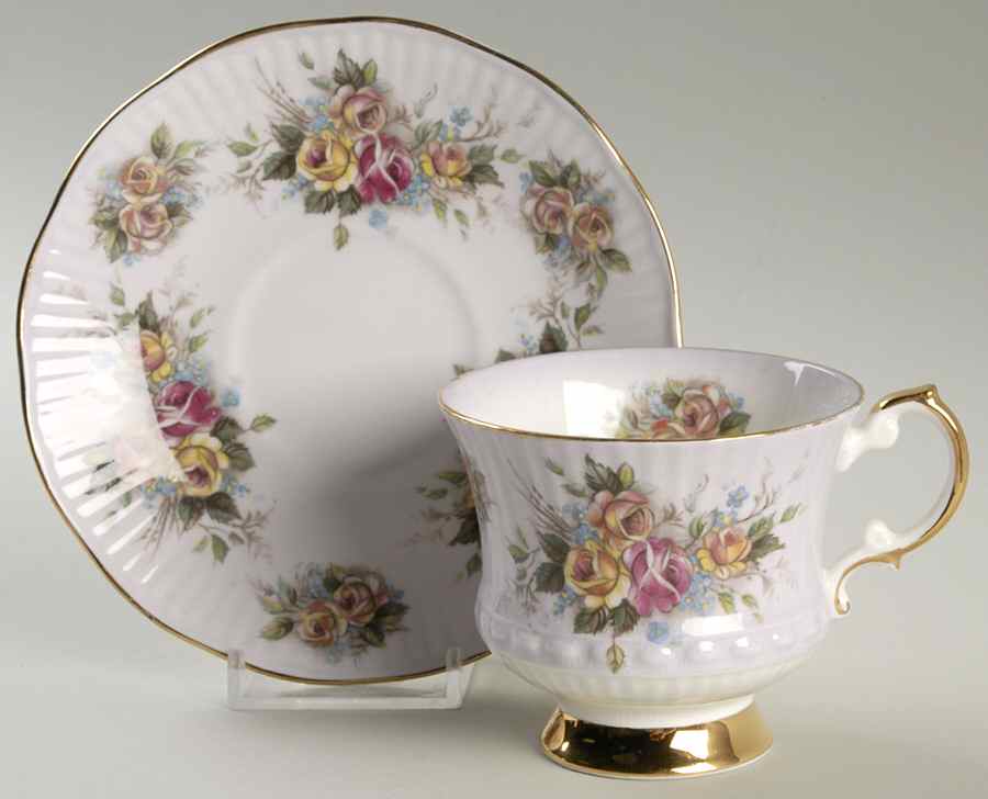4448 Footed Cup & Saucer Set by Elizabethan-1