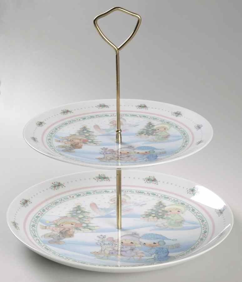 A Winter Wonderland 2 Tiered Serving Tray (Dinner & Salad Plate) by Enesco-1