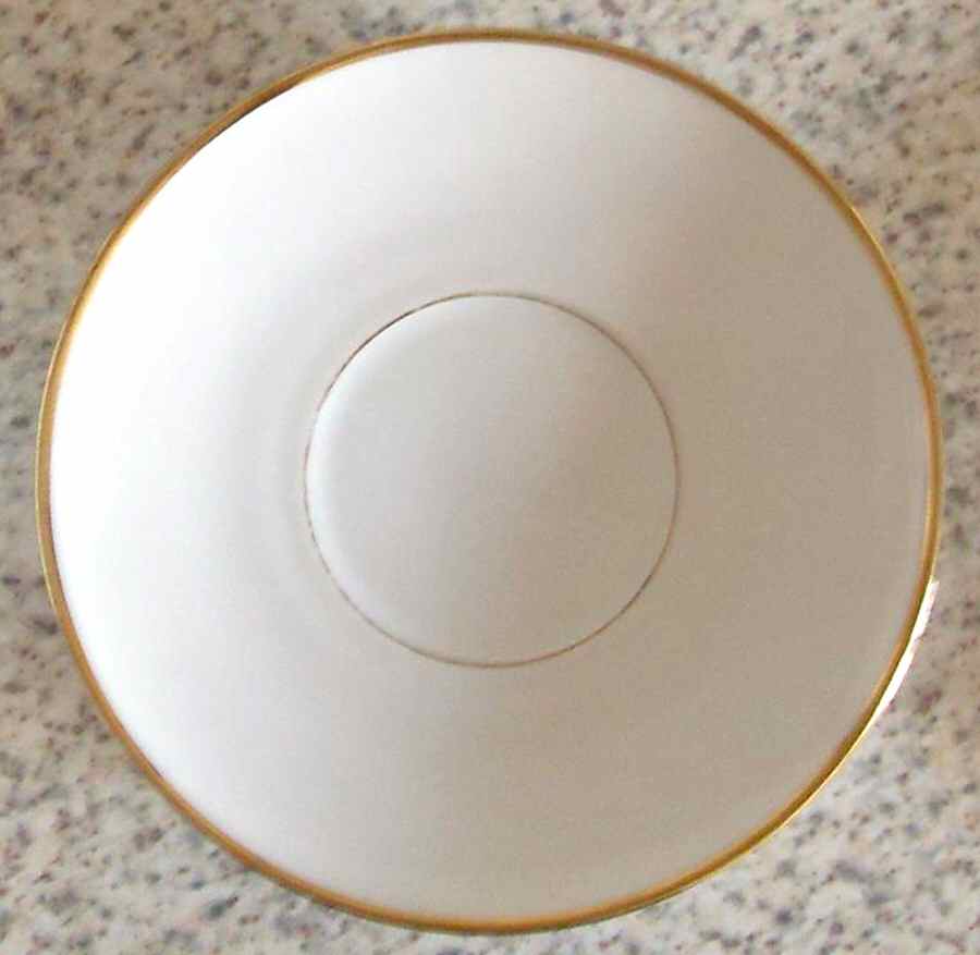 ESC235 Saucer by Eschenbach-1