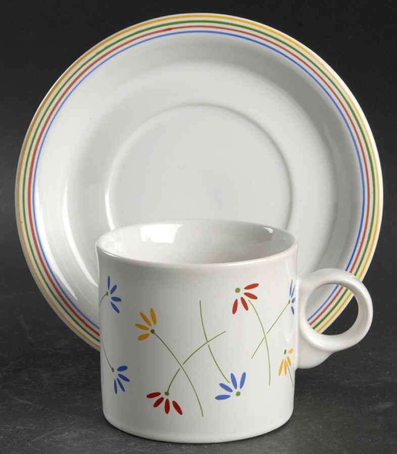 Daisies Flat Cup & Saucer Set by Epoch-1