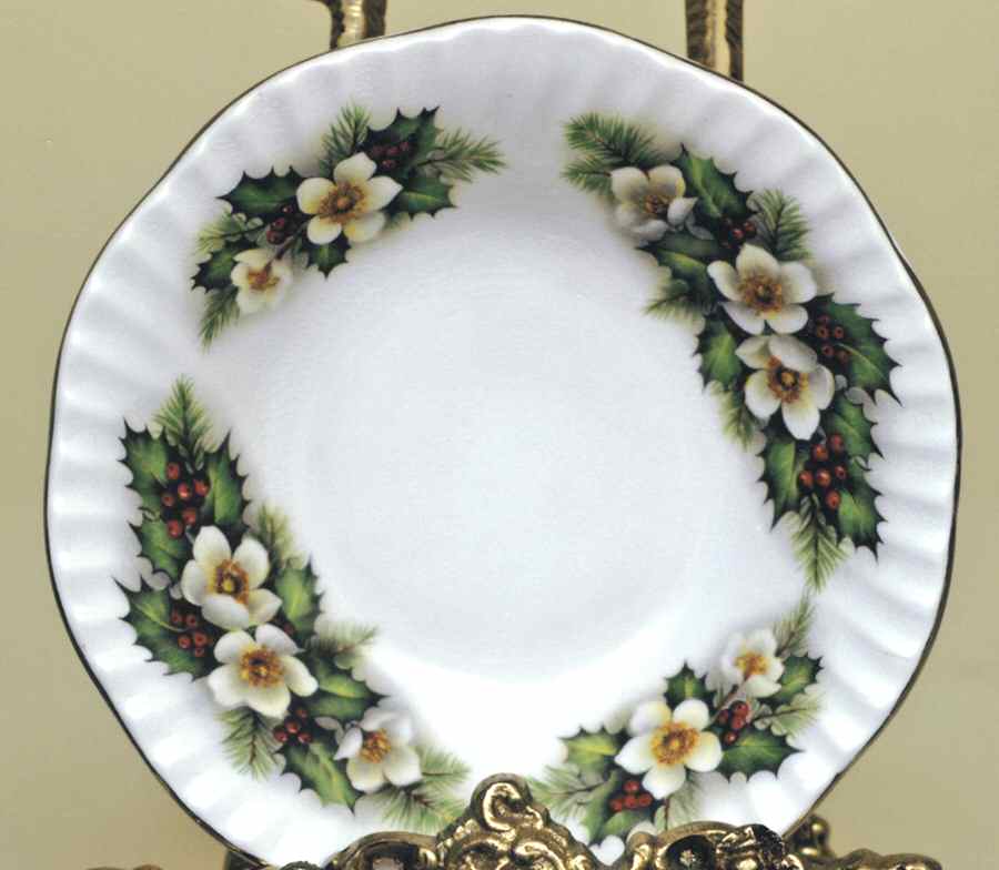 ELZ45 Saucer by Elizabethan-1