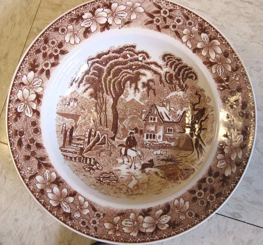EAA1 Dinner Plate by Eagle Brand-1