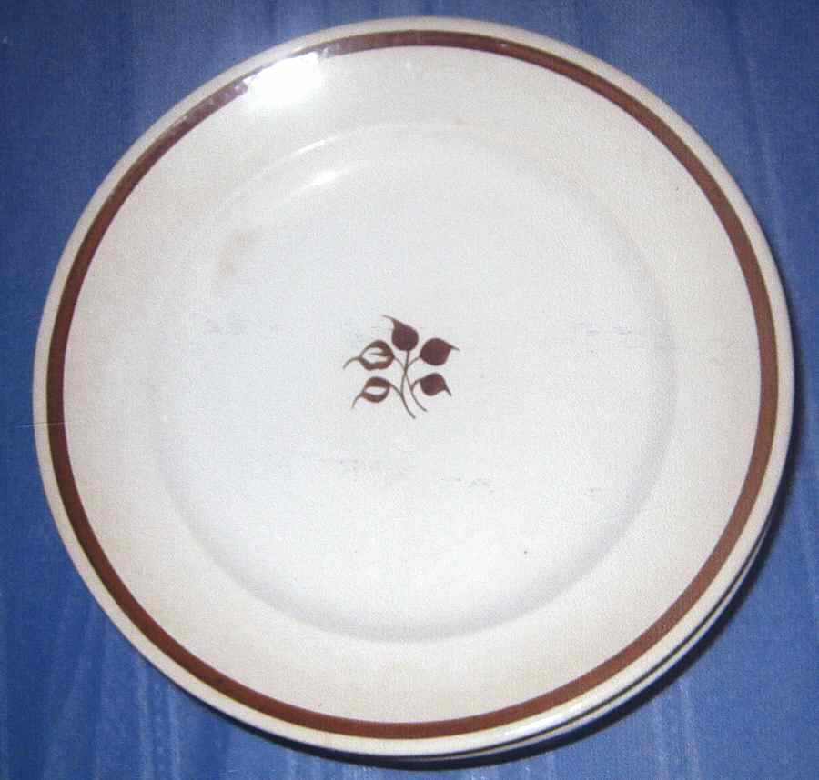 Tobacco Leaf Dinner Plate by Elsmore & Forster-1