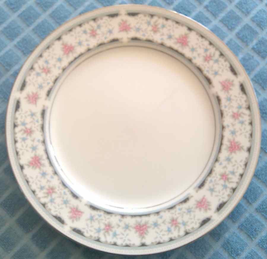 Algonquin Dinner Plate by Empress (Japan)-1