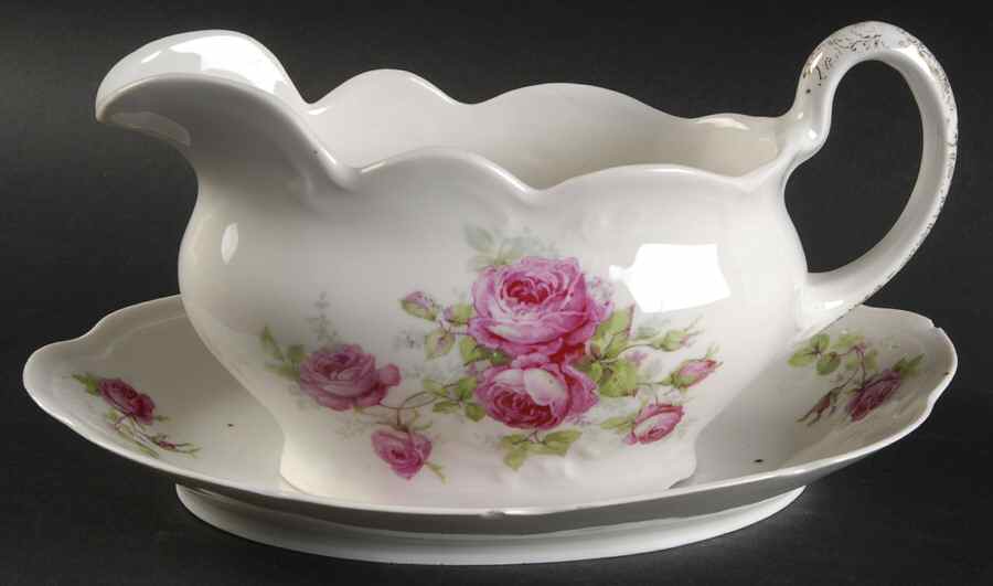 ELO21 Gravy Boat & Underplate by Elbogen-1