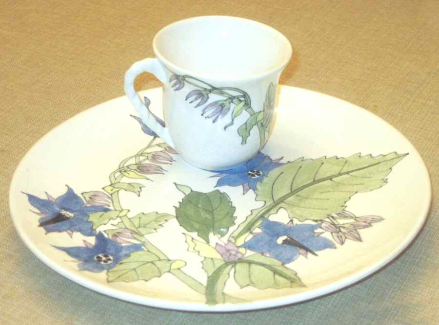 807BV Snack Plate & Cup Set by Ernestine-1