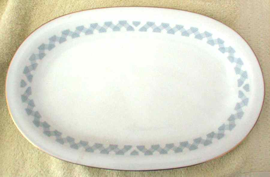 P1146 14" Oval Serving Platter by Eschenbach-1