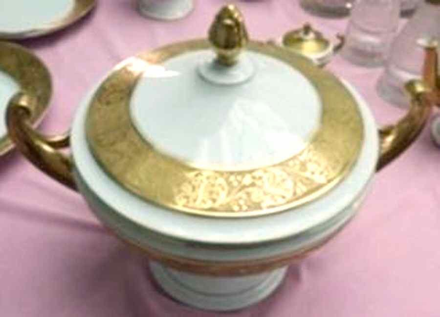 EPI387 Tureen &  Lid by Epiag-1