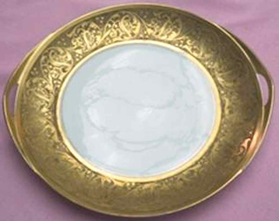 EPI387 Handled Cake Plate by Epiag-1