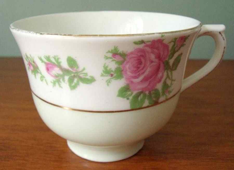 6124 Footed Cup by Eidingers-1