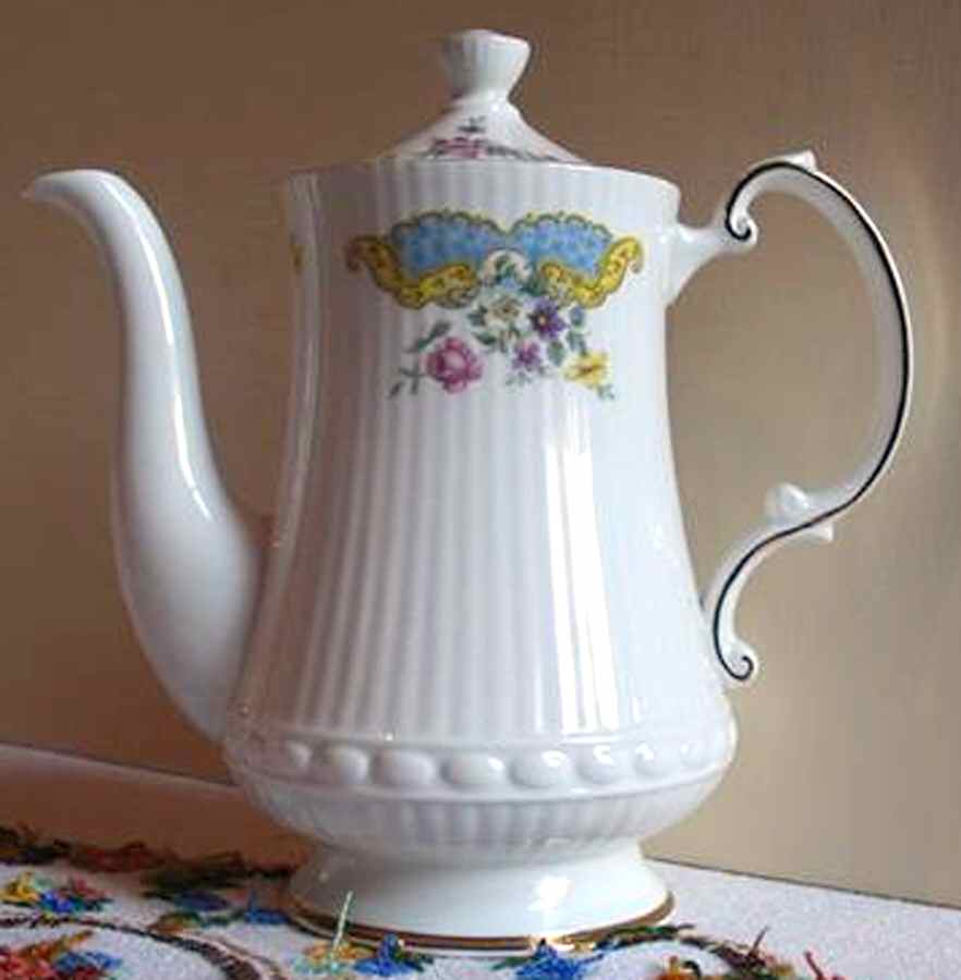 Rose Marie Coffee Pot & Lid by Elizabethan-1