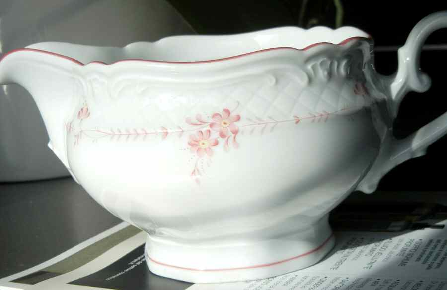 ESC206-1 Gravy Boat by Eschenbach-1