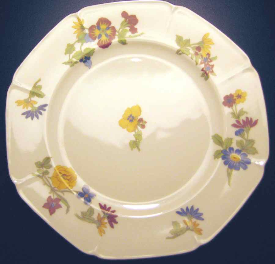 7392 Dinner Plate by Epiag-1