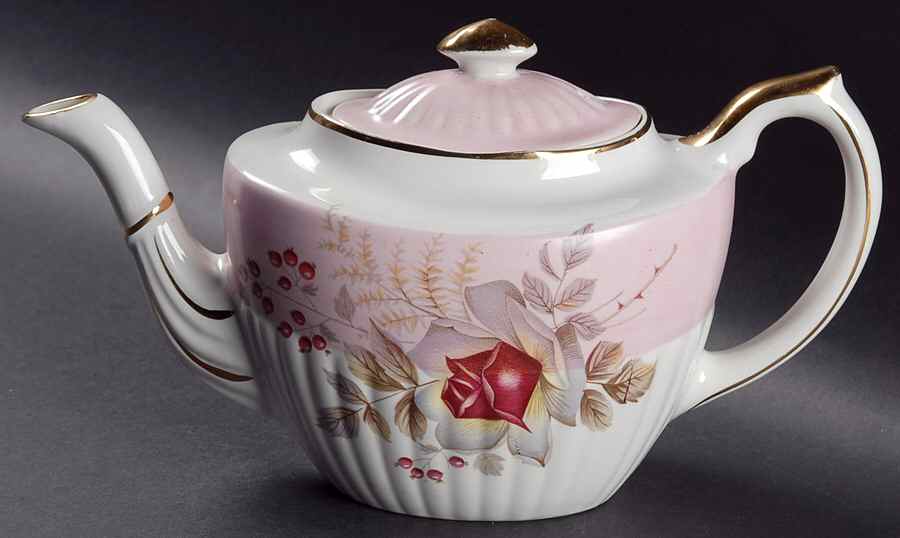 W815 Teapot & Lid by Gibson Designs-1