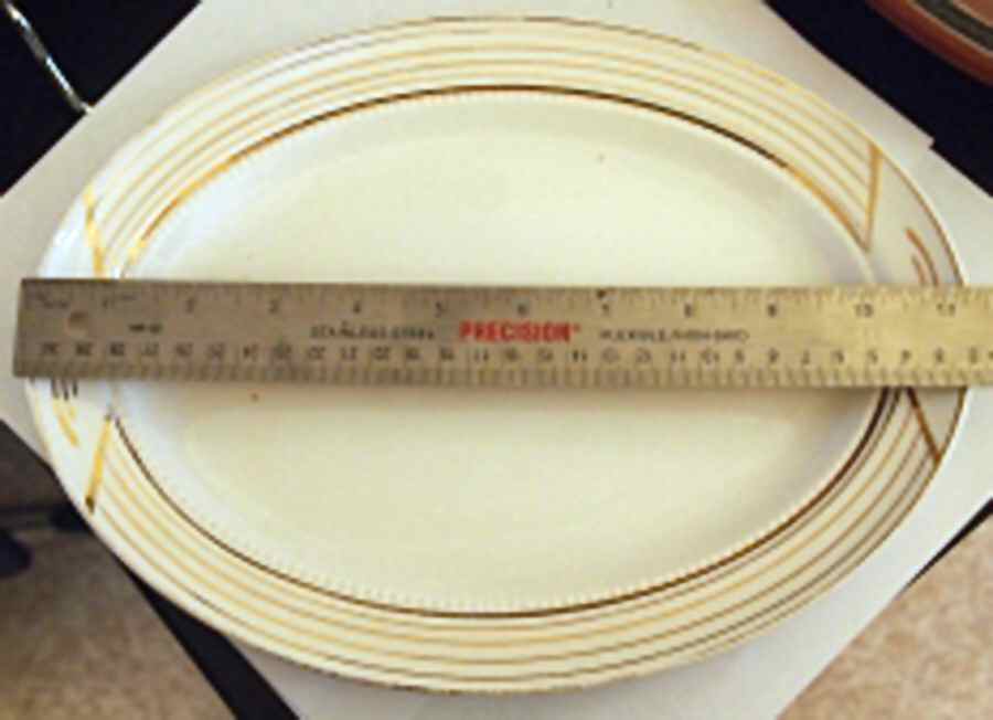 EAN42 11" Oval Serving Platter by Eastern China -1