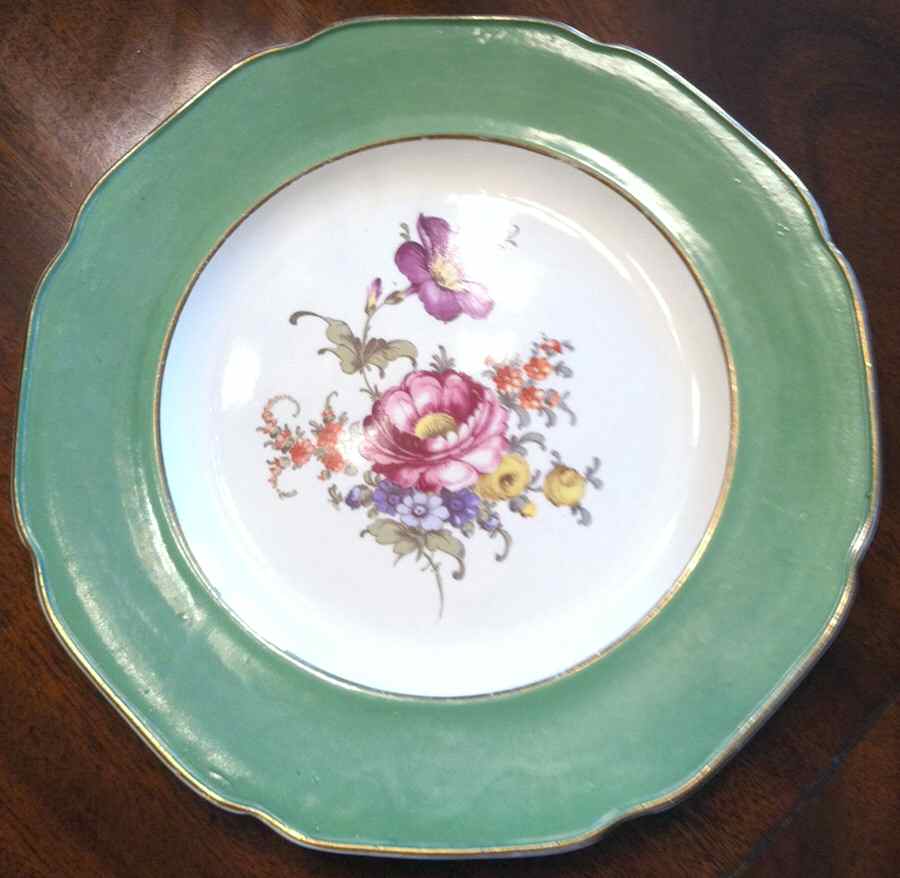 ENG147 Dinner Plate by England-1