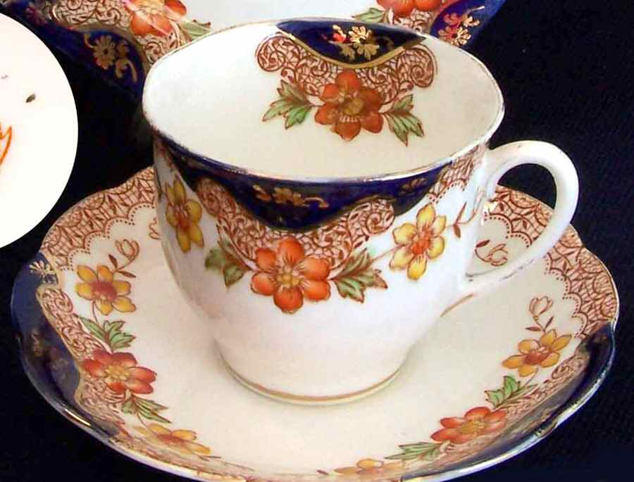 3652 Flat Cup & Saucer Set by Bell China-1