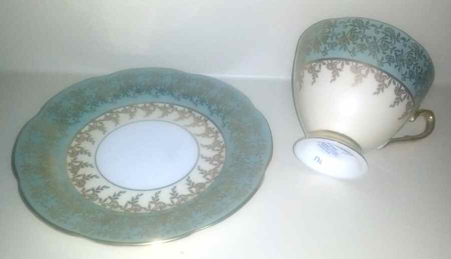 576 Footed Cup & Saucer Set by Elizabethan-1