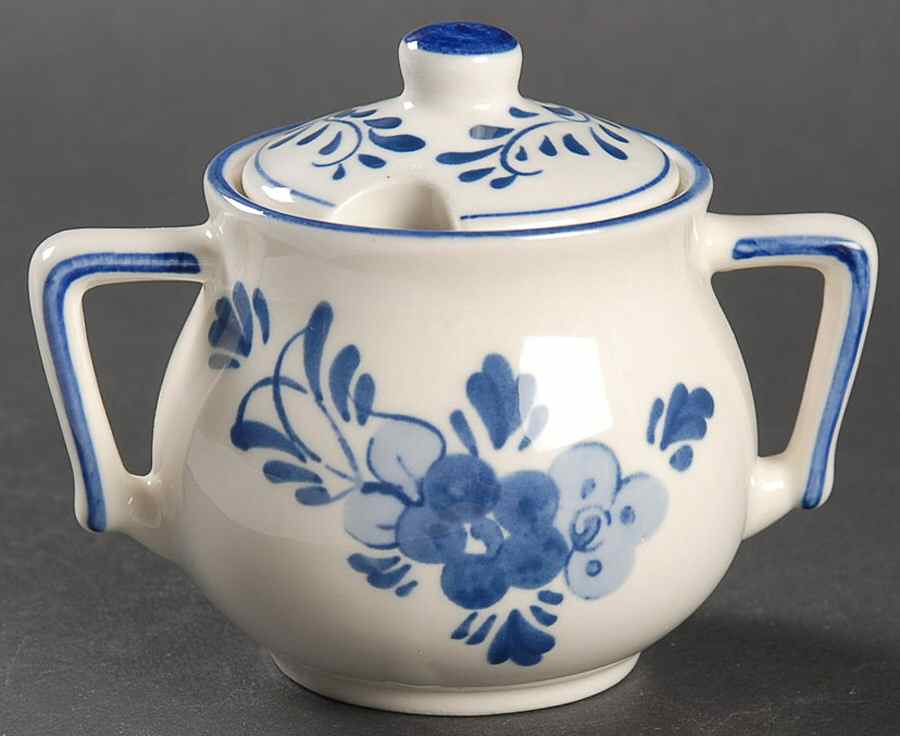 Delft Blue Mini Sugar Bowl & Lid by Elesva (Holland)-1