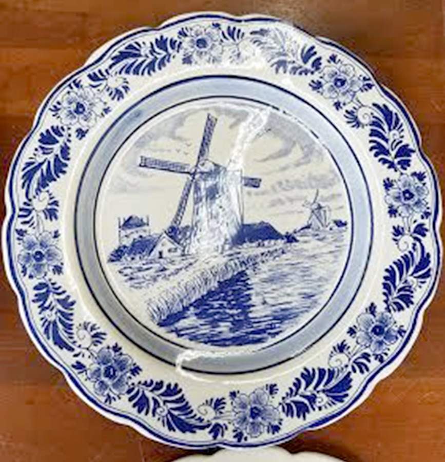 Delft Blue Plate Wall by Elesva (Holland)-1