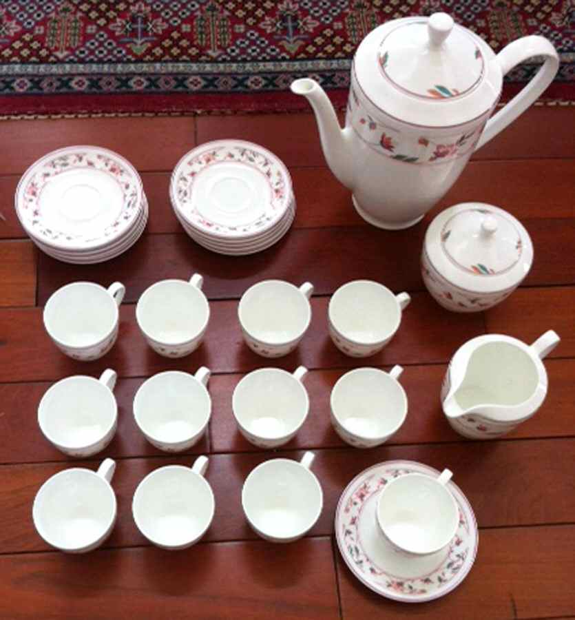 Messina Coffee Pot & Lid by Eschenbach-1