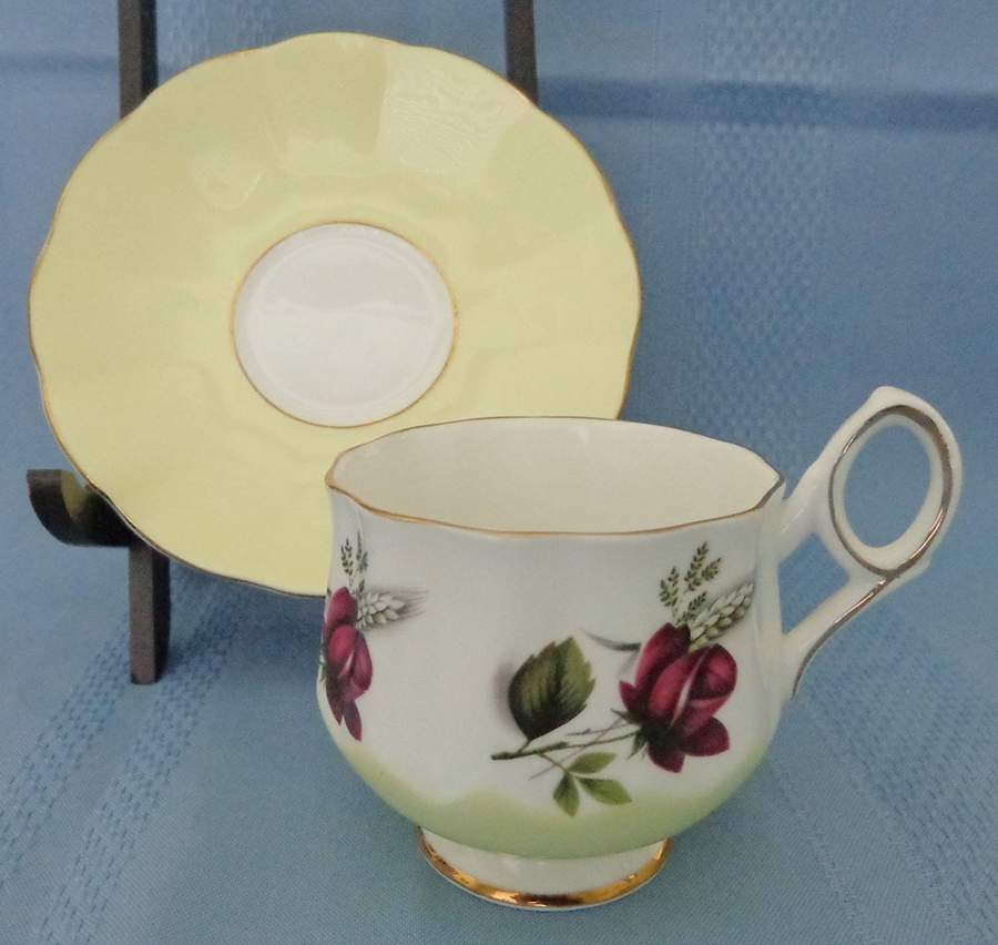 4385 Footed Cup & Saucer Set by Elizabethan-1