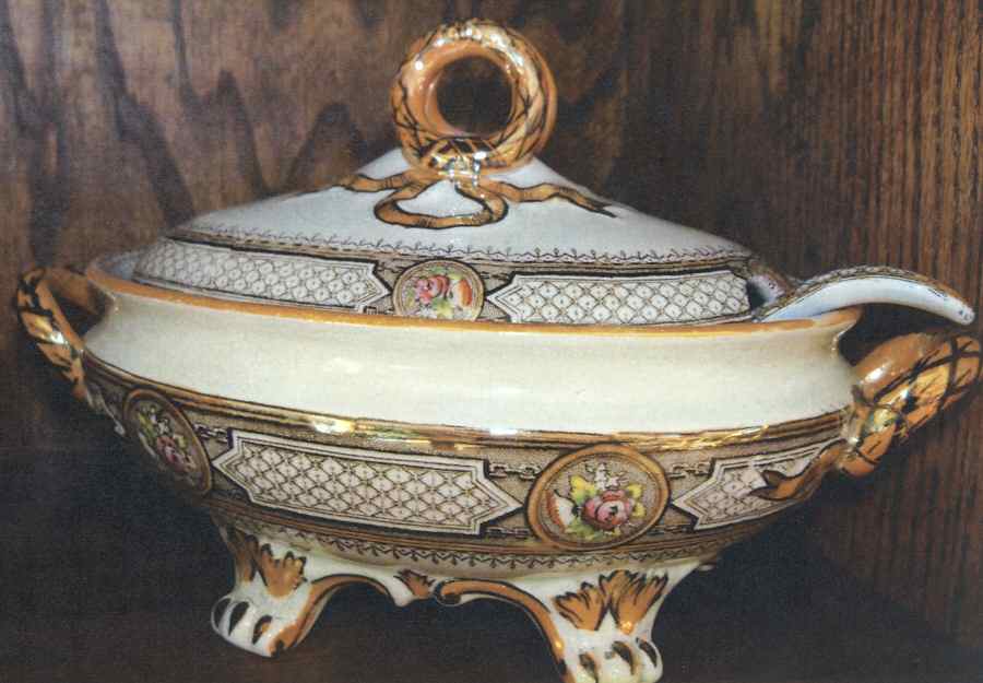 Milan Brown Multicolored Gravy Boat & Underplate with Ladle by Hill Pottery-1