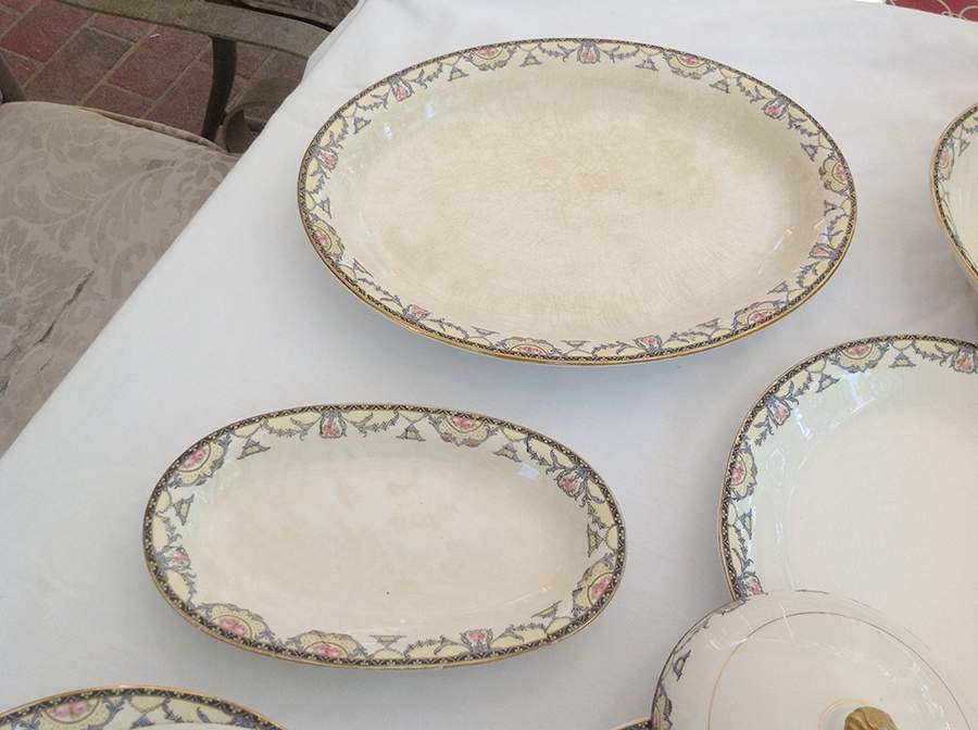 EAL29 9" Oval Vegetable Bowl by East Liverpool Potteries-1