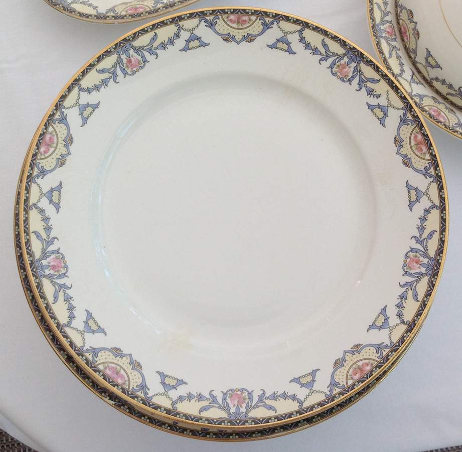 EAL29 Dinner Plate by East Liverpool Potteries-1