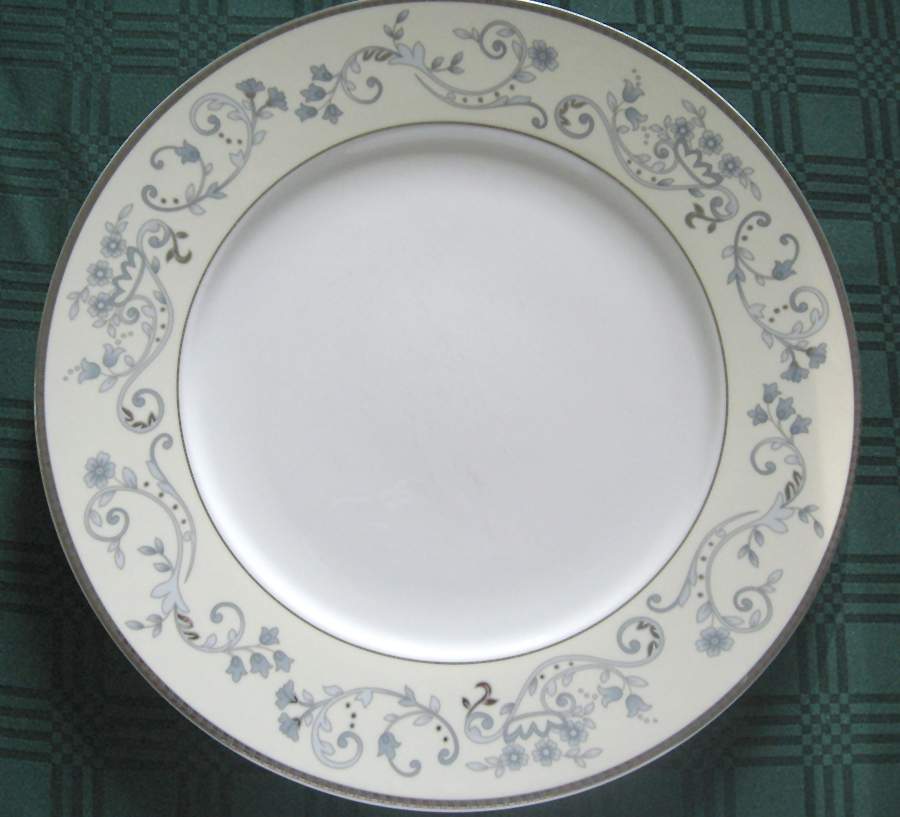 EGY2 Dinner Plate by Egyptian German Porcelain-1