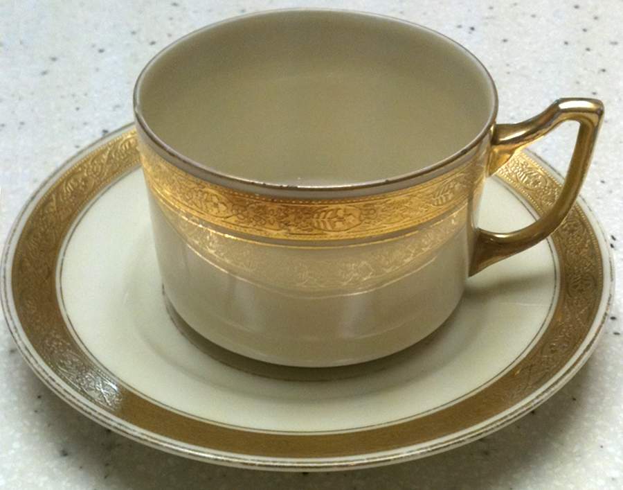 5462 Flat Cup & Saucer Set by Epiag-1