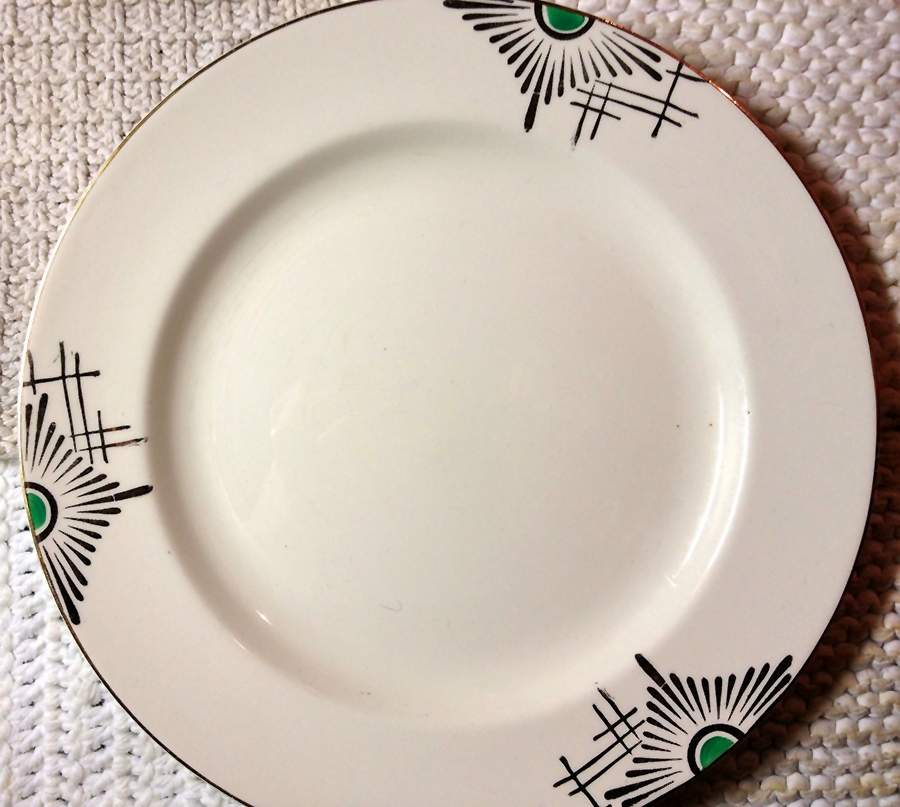 ENG171 Dinner Plate by England-1