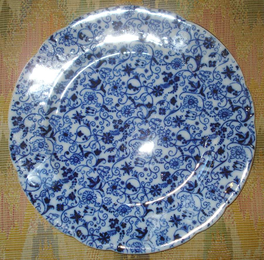 ENG172 Dinner Plate by England-1