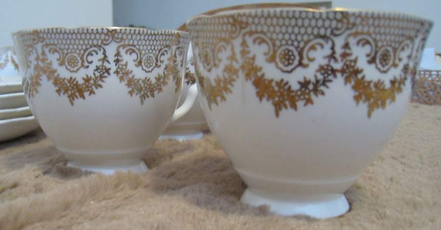 3384 Footed Cup by Salisbury-1