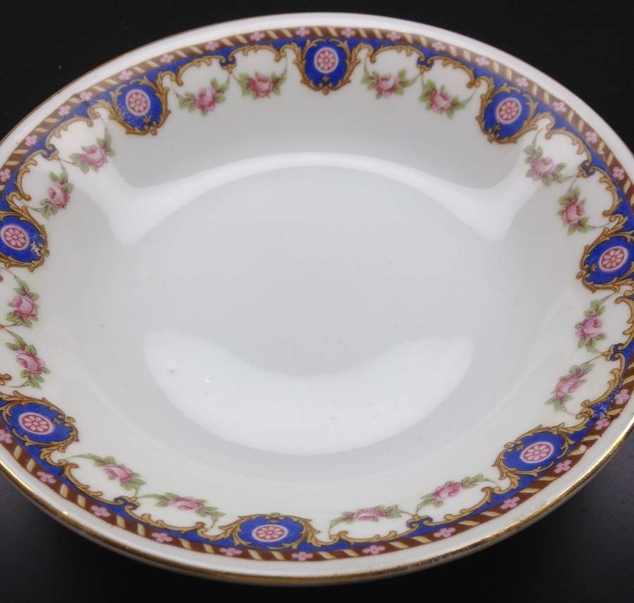 EPI182 Dinner Plate by Epiag-1