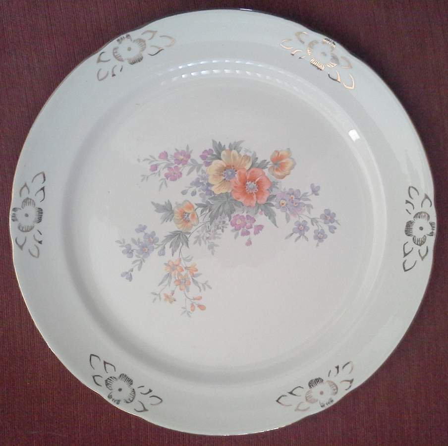 EAN53 Dinner Plate by Eastern China -1