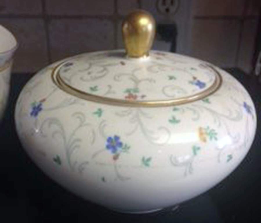 16625 Sugar Bowl & Lid by Edelstein-1