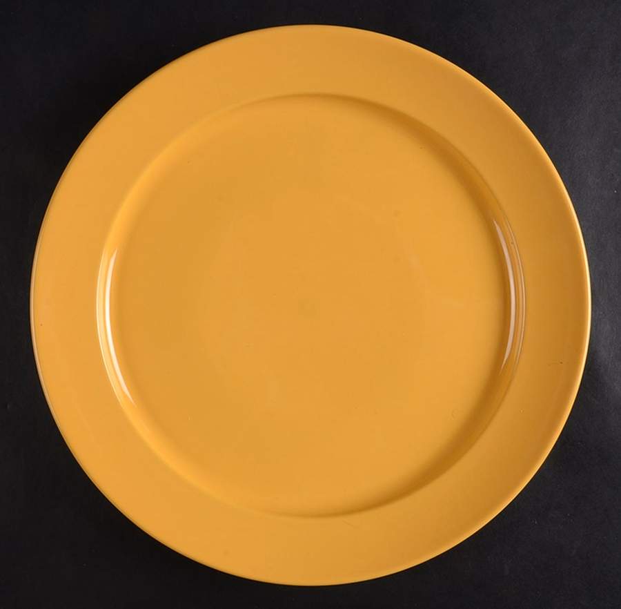 EMH2 Dinner Plate by Emile Henry-1