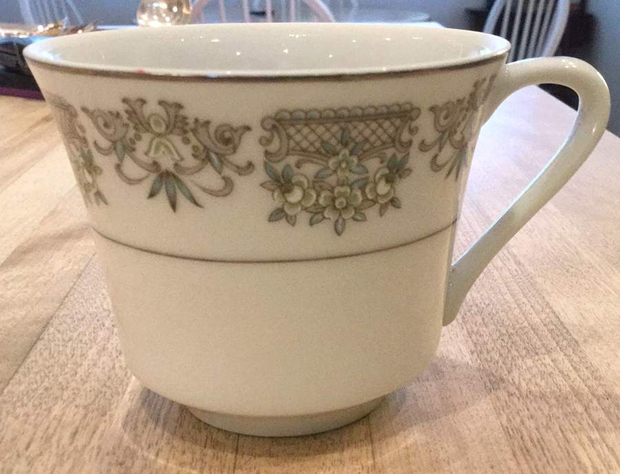 Augusta Footed Cup by Everbrite (Japan)-1
