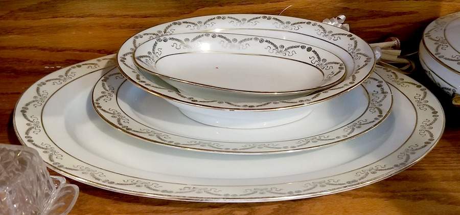 EAM79 14" Oval Serving Platter by E & A Muller-1