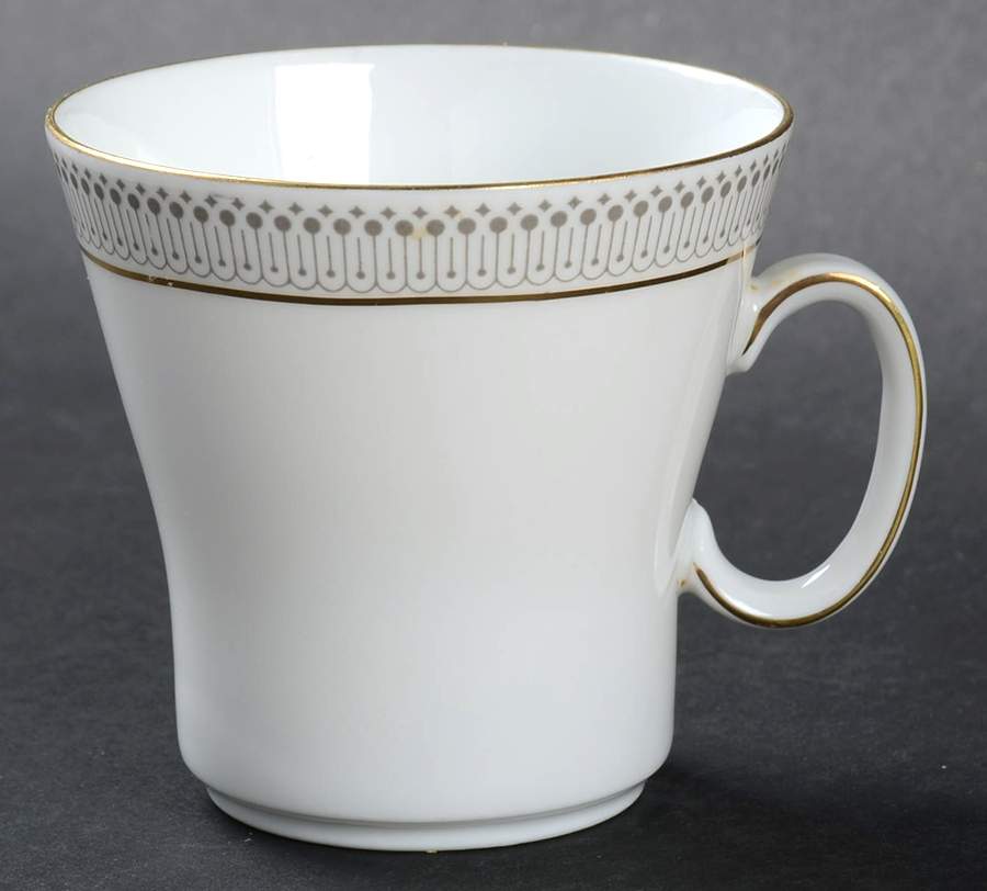 ESC319 Flat Cup by Eschenbach-1