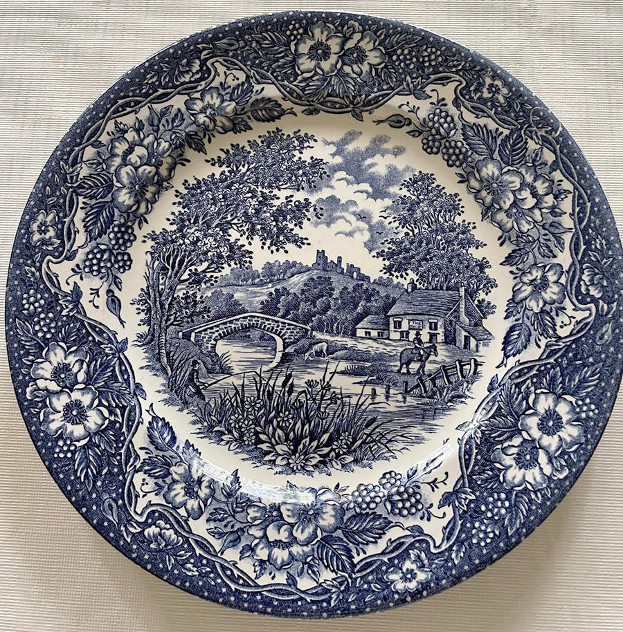 EIT55 Dinner Plate by English Ironstone Tableware-1