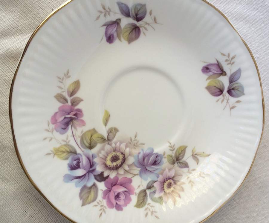 ELZ64 Saucer by Elizabethan-1