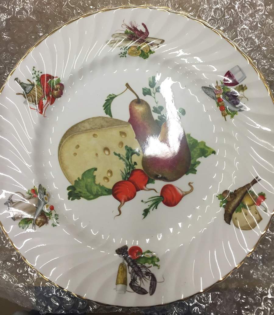 ENG205 Dinner Plate by England-1