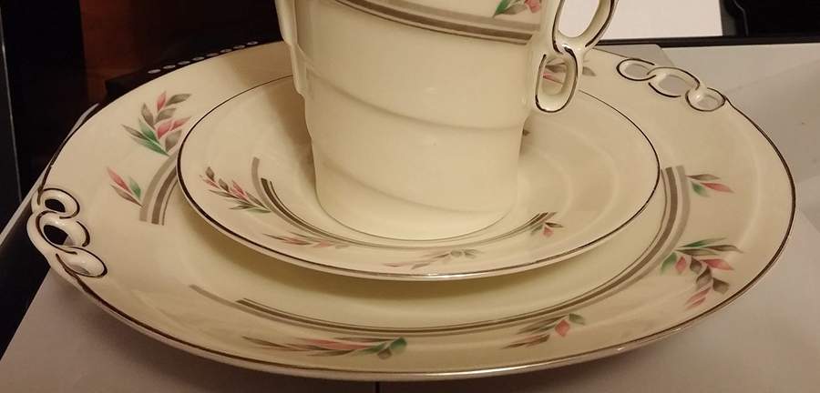 EPI477 Handled Cake Plate by Epiag-1