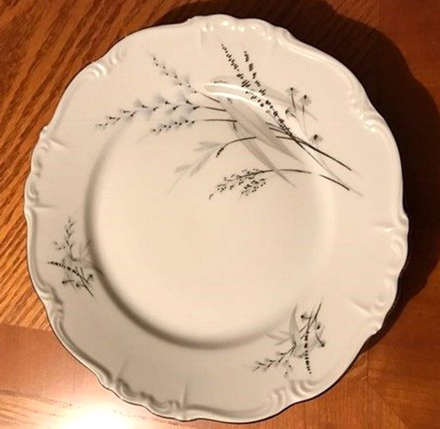 22235 (Platinum Trim) Dinner Plate by Edelstein-1