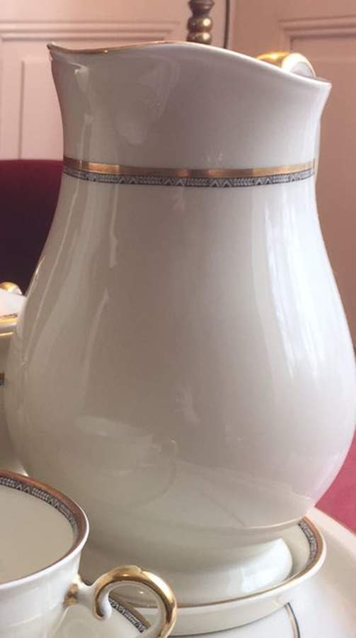 14165 Pitcher by Edelstein-1