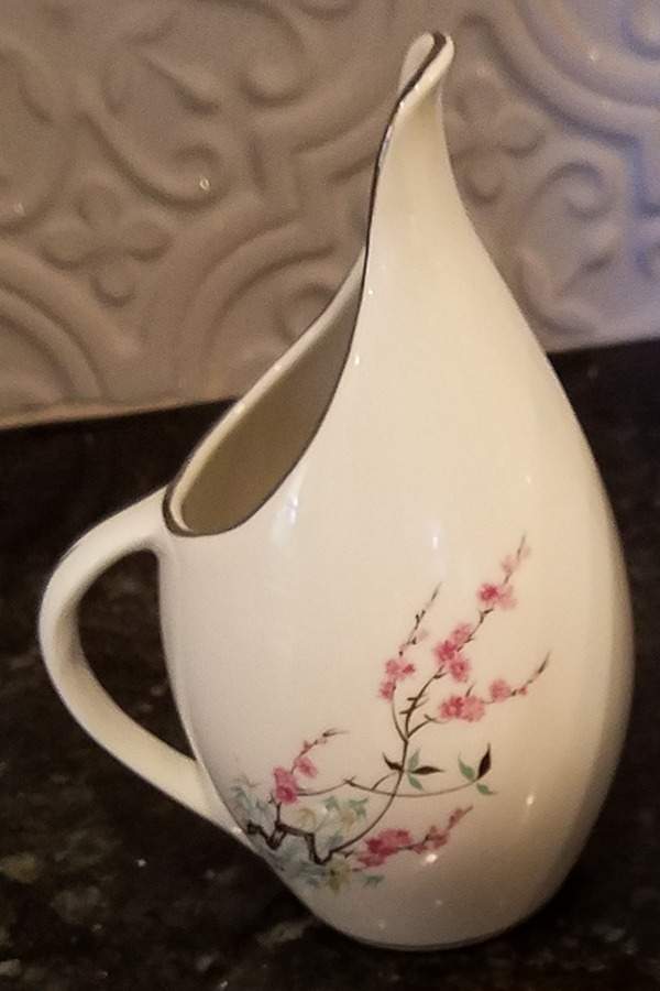 EMB102 Creamer by Embassy (American)-1